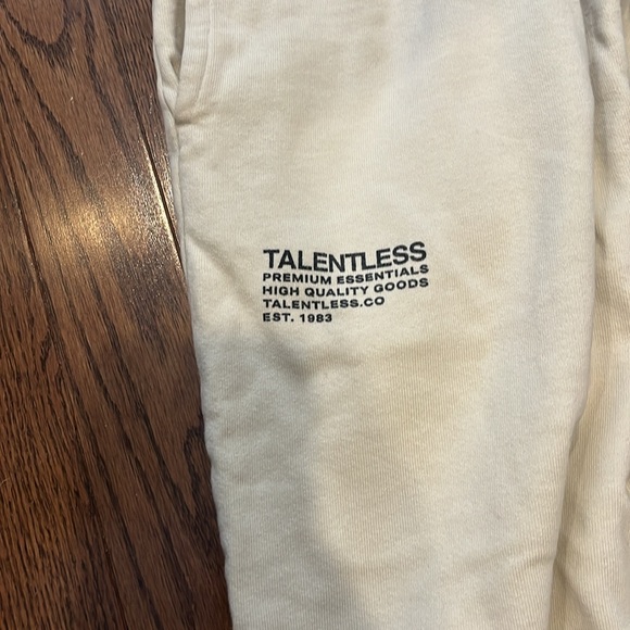 Talentless sweatpants - Picture 2 of 3